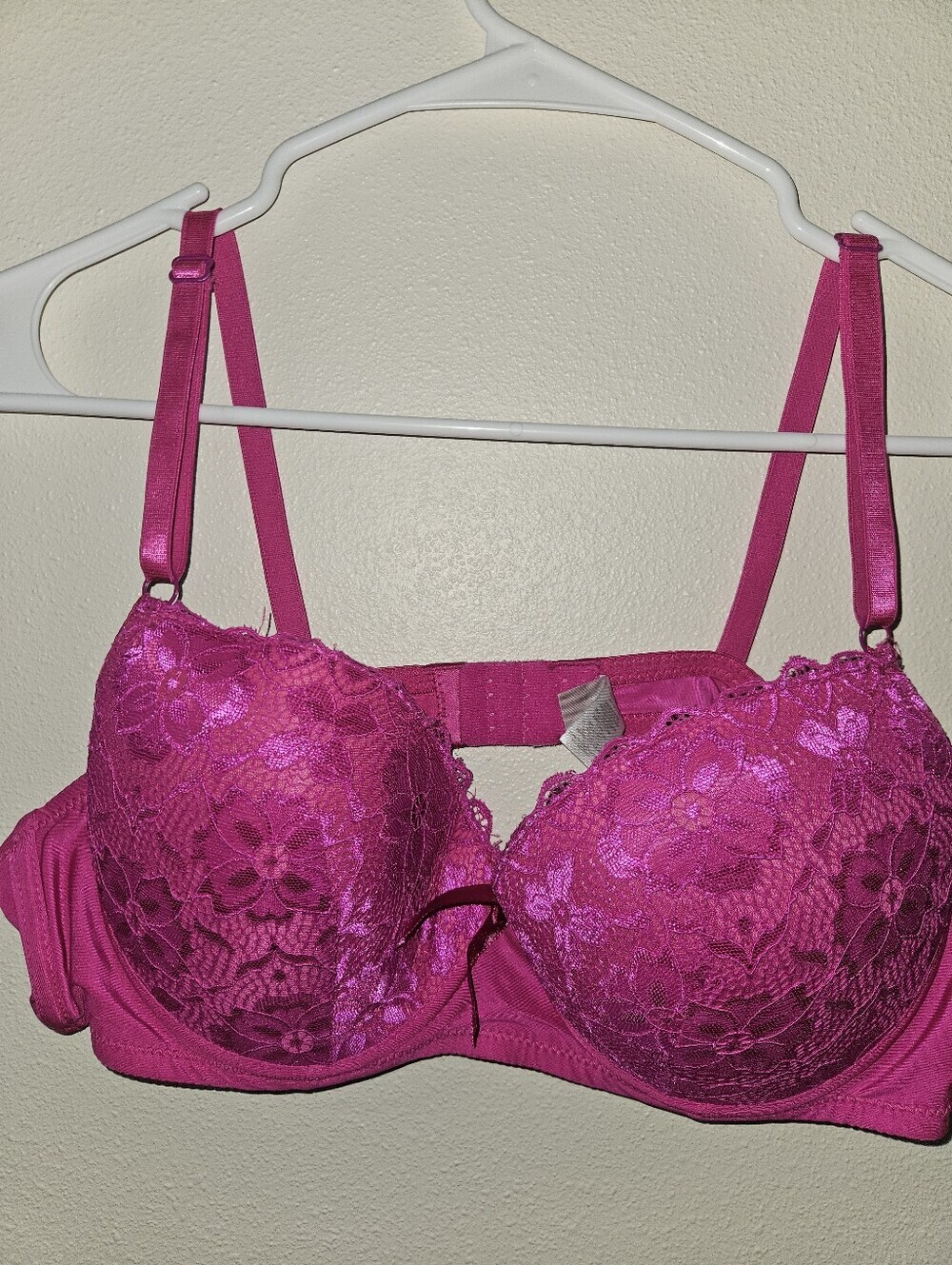 Mamia Womans Pink Pushup Bra Size 40C